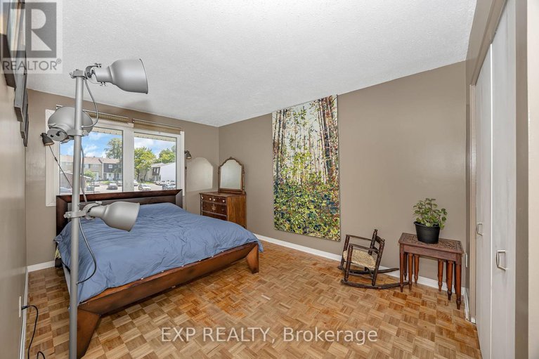 28642296/47-2300-ogilvie-road/beaconwood/ottawa/ontario/K1J7X8_20