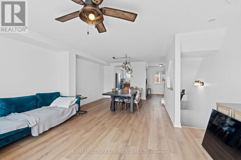 28654019/1222-longfields-drive/strandherd/ottawa/ontario/K2J5X3_19