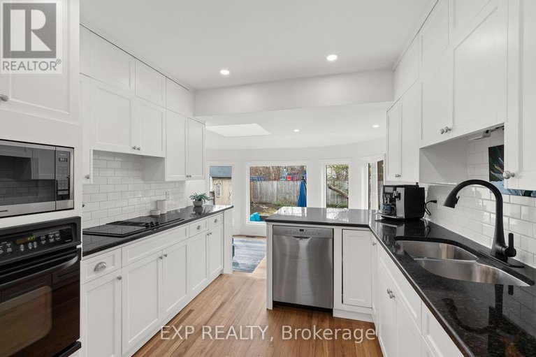 29682338/10-lakeside-avenue/dows-lake/ottawa/ontario/K1S3H2_13