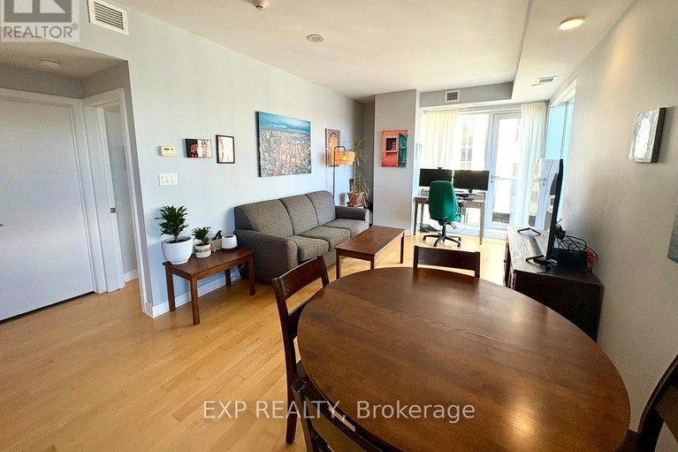 28784119/2001-40-nepean-street/ottawa-centre/ottawa/ontario/K2P0X5_19