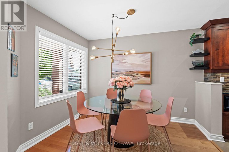 28507549/68-thornbury-crescent/centrepointe/ottawa/ontario/K2G6C4_15