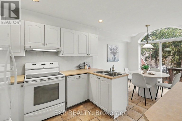 29555754/6322-sablewood-place/chapel-hill/ottawa/ontario/K1C7M6_14