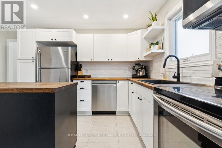 29416128/21-menard-street/embrun/russell/ontario/K0A1W1_18