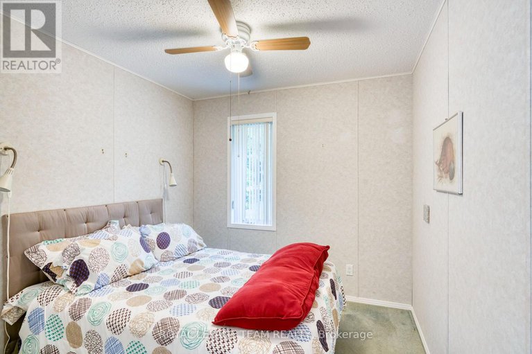 28753812/200-smith-lane/pakenham/mississippi-mills/ontario/K0A2X0_35