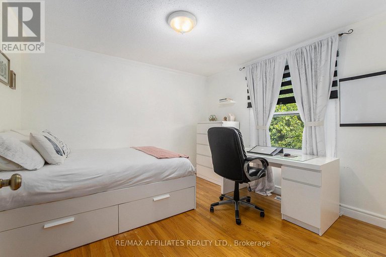 28597640/23-sioux-crescent/bruce-farmgraham-parkqualicumbellands/ottawa/ontario/K2H7E4_23