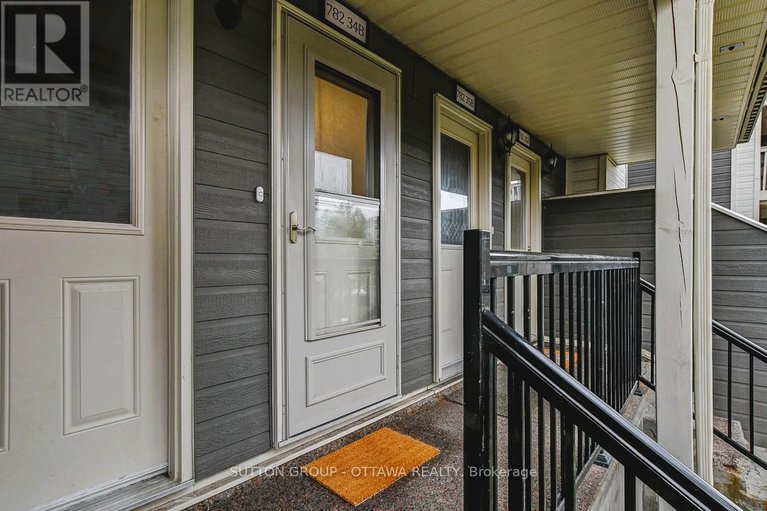 29020612/34b-782-st-andre-drive/hiawatha-parkconvent-glen/ottawa/ontario/K1C4R7_2