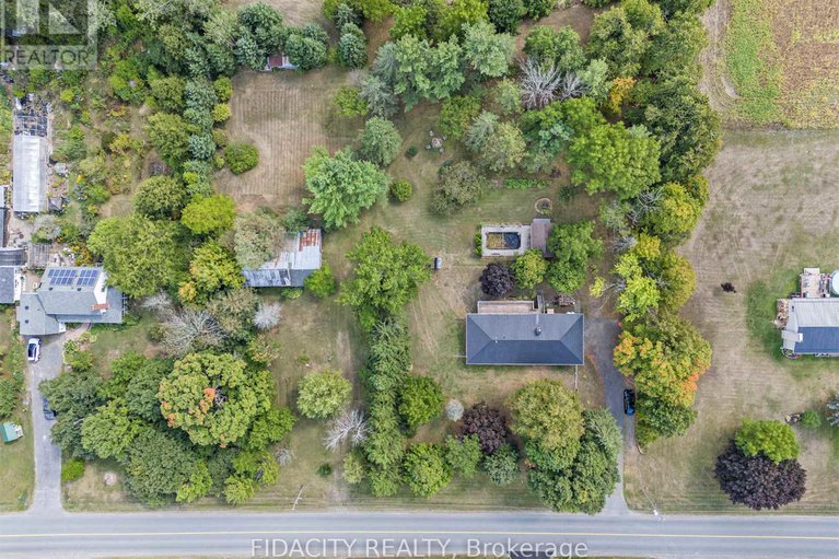 28837600/1910-beach-road/north-grenville-twp-kemptville-south/north-grenville/ontario/K0G1S0_44