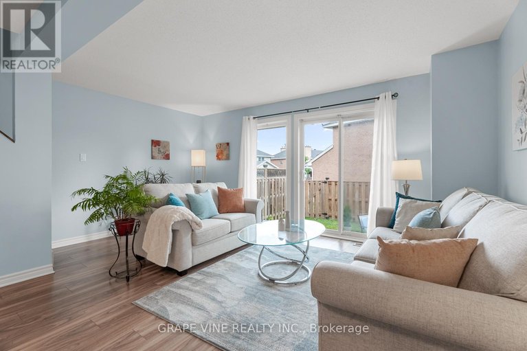 28499106/43-bentbrook-crescent/heritage-park/ottawa/ontario/K2J3Y1_18