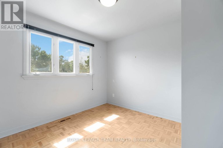 28614426/207-curry-street/kemptville/north-grenville/ontario/K0G1J0_26