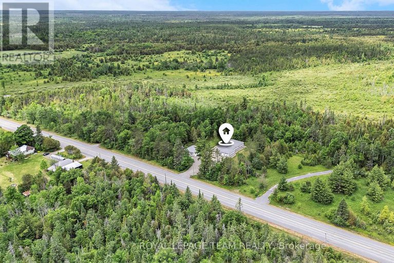 28902423/4517-roger-stevens-drive/rideau-twp-south-to-roger-stevens-drive/ottawa/ontario/K7A4S6_42