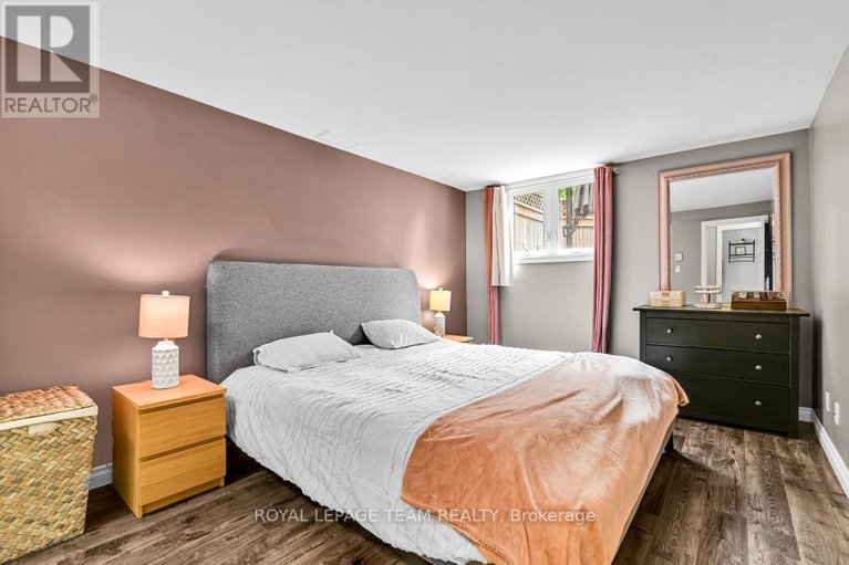 28423856/1-5-timberview-way/westcliffe-estates/ottawa/ontario/K2H9M6_20