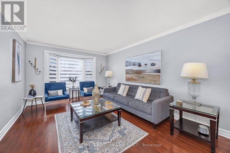 29305647/1310-prestone-drive/bilberry-creekqueenswood-heights/ottawa/ontario/K1E2Z6_4