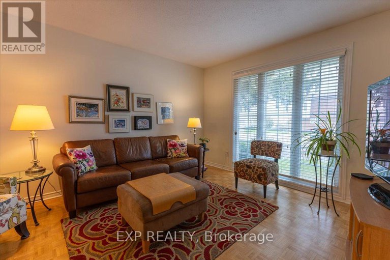 28487090/422-kintyre-private/carleton-square/ottawa/ontario/K2C3M7_5