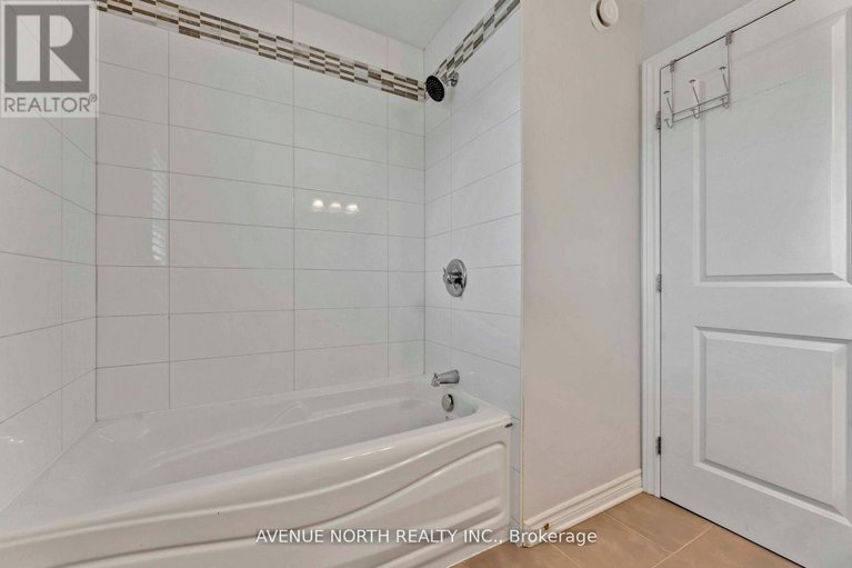 29629892/714-bunchberry-way/blossom-parkkemp-parkfindlay-creek/ottawa/ontario/K1T0J8_19