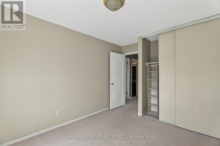 28807496/27-flowertree-crescent/emerald-meadowstrailwest/ottawa/ontario/K2M2R8_23