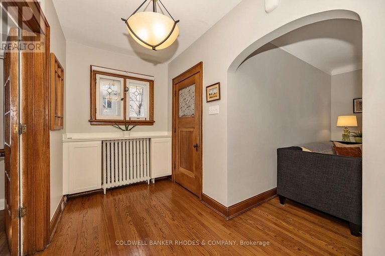 29667356/592-besserer-street/sandy-hill/ottawa/ontario/K1N6C9_3