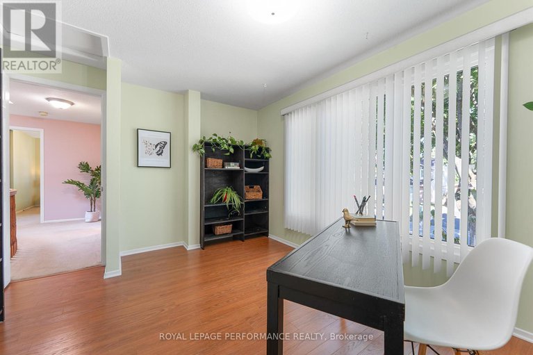 28877578/1848-thistleleaf-crescent/chapel-hill/ottawa/ontario/K1C5W7_34