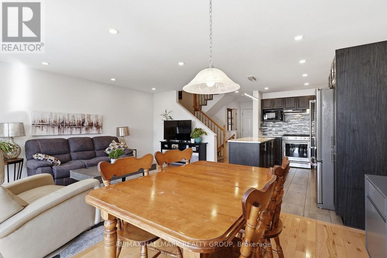 29383007/250-dion-avenue/town-of-rockland/clarence-rockland/ontario/K4K0M3_15