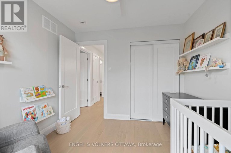 29607126/263-dovercourt-avenue/westborohampton-park/ottawa/ontario/K1Z7H4_25