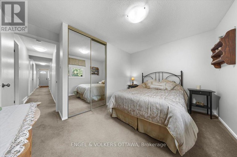 28855276/11-ventnor-way/pheasant-run/ottawa/ontario/K2J1M2_18