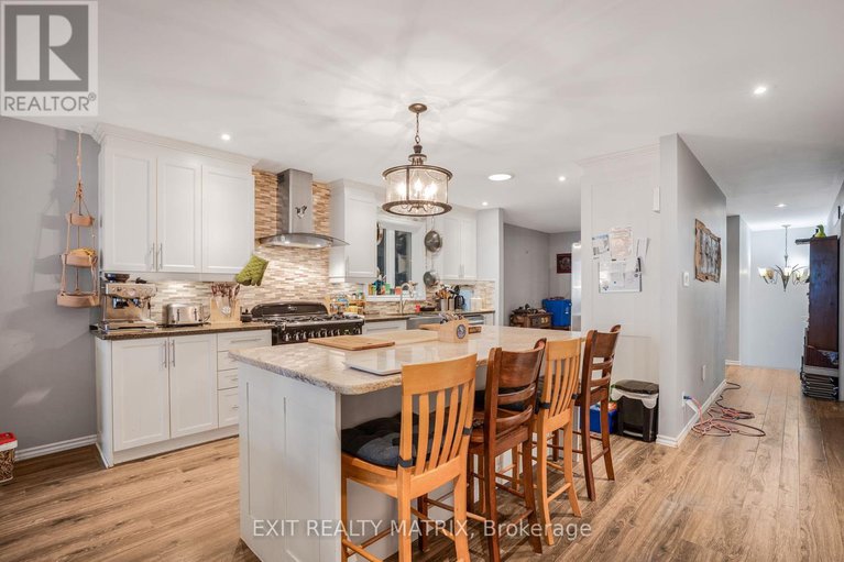 28576017/922-lalonde-road/lorignal/champlain/ontario/K0B1K0_11
