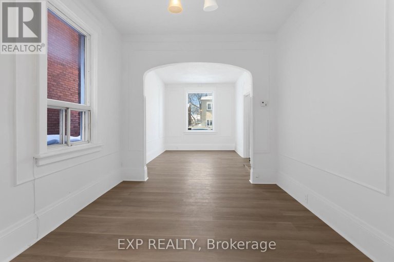 29389068/292-294-clarence-street/lower-town/ottawa/ontario/K1N5R3_8