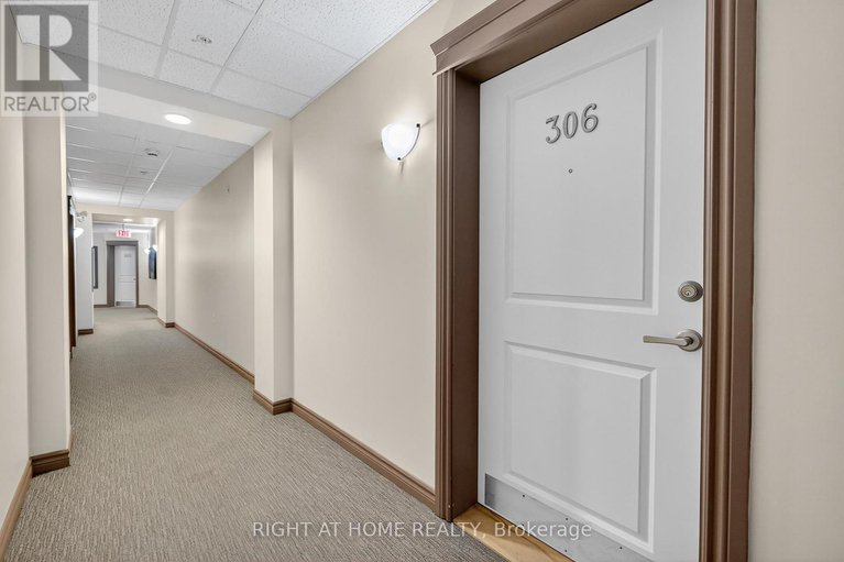 28978453/306-141-potts-private/notting-hillsummerside/ottawa/ontario/K4A0X9_5