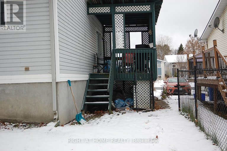 29137685/937-morris-street/town-of-rockland/clarence-rockland/ontario/K4K1N1_3