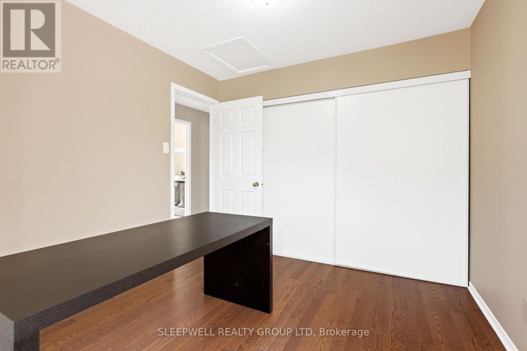 28632044/12-cedar-park-street/central-park/ottawa/ontario/K2C4B3_19