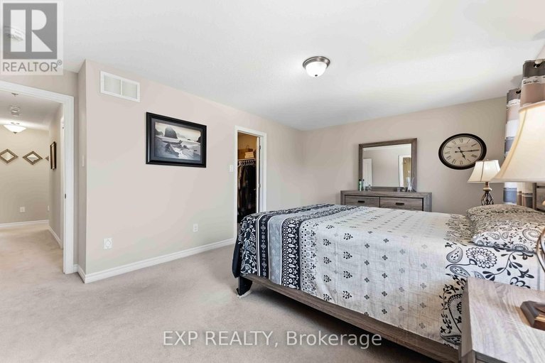 29593962/220-willowdusk-street/emerald-meadowstrailwest/ottawa/ontario/K2M0L3_25