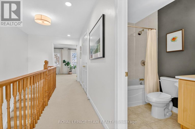 29098547/293-waymark-crescent/bridlewood/ottawa/ontario/K2M0A5_19