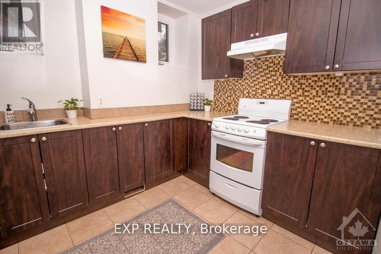 28527991/1-244-charlotte-street/sandy-hill/ottawa/ontario/K1N8L3_12