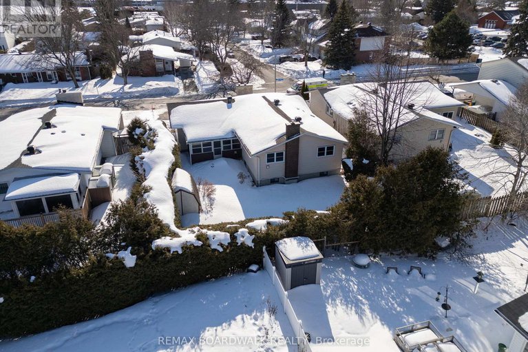 29432299/116-old-colony-road/glencairnhazeldean/ottawa/ontario/K2L1M2_5