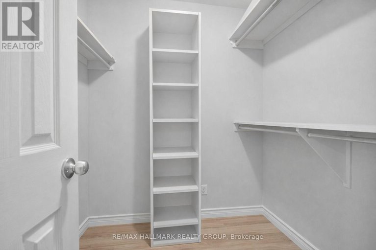 29406514/205-mancini-way/strandherd/ottawa/ontario/K2J5X4_27