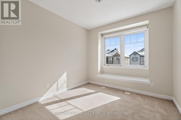 29419636/330-sweet-grass-circle/half-moon-bay/ottawa/ontario/K2J5W9_27