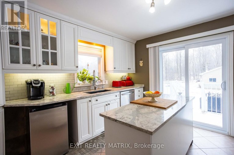 29607384/2468-gagne-road/clarencerockland-twp/clarence-rockland/ontario/K0A2A0_14