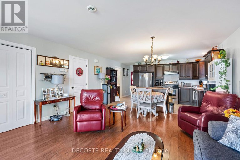 28626309/4-508-massie-crescent/alexandria/north-glengarry/ontario/K0C1A0_9