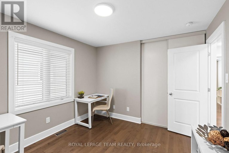 28459727/24-knockaderry-crescent/half-moon-bay/ottawa/ontario/K2J6H2_36