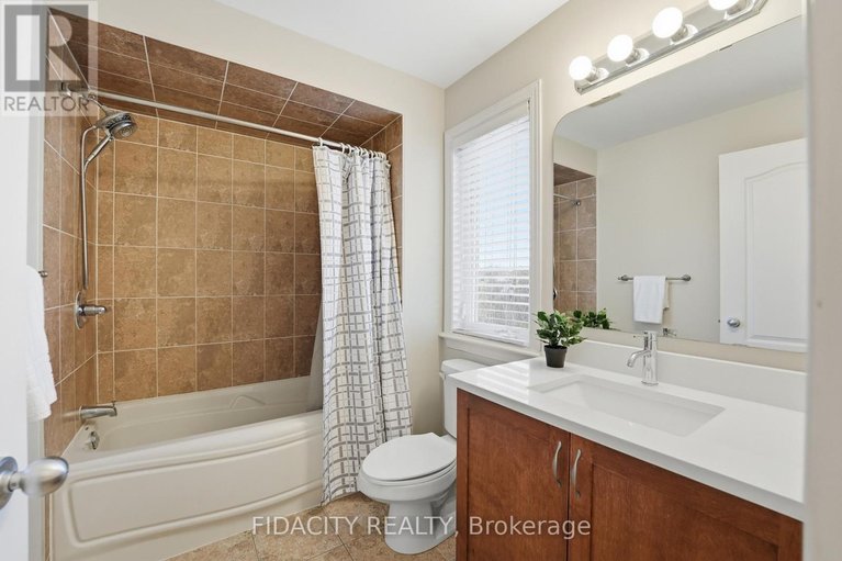 29657561/172-coyote-crescent/stittsville-south/ottawa/ontario/K2S2G6_36