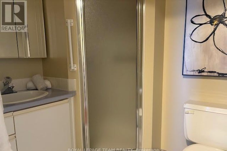 28975541/1008-100-grant-carman-drive/borden-farmstewart-farmcarleton-heightsparkwood-hills/ottawa/ontario/K2E8B8_16
