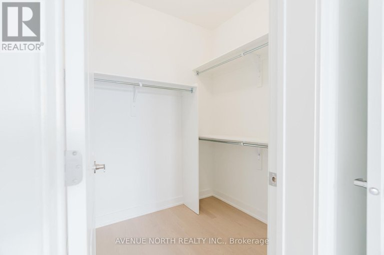 29652352/1729-rotterdam-circle/rural-kanata-central/ottawa/ontario/K2W1A5_28