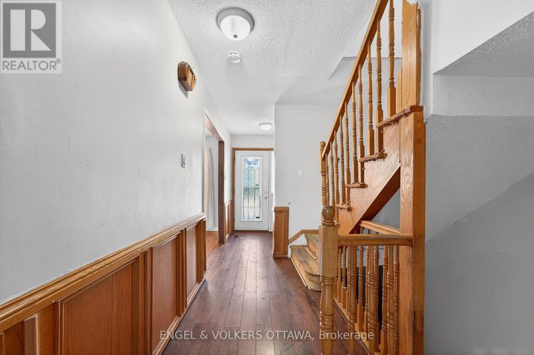 29362440/124-1449-ridgebrook-drive/pineview/ottawa/ontario/K1B4T1_25