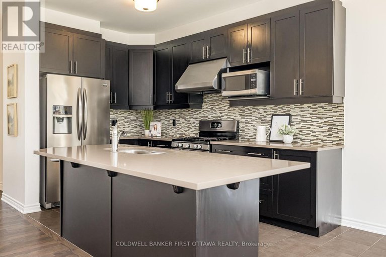 28805520/170-flowing-creek-circle/emerald-meadowstrailwest/ottawa/ontario/K2M0K2_8