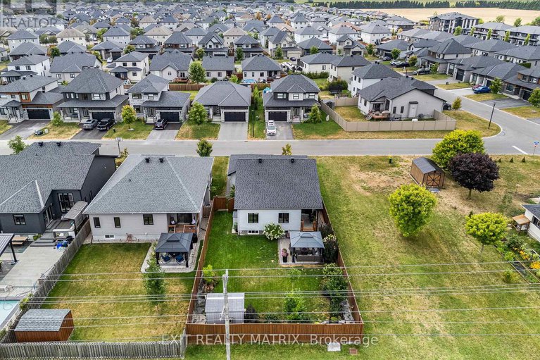 29041335/56-nancy-street/embrun/russell/ontario/K0A1W0_26