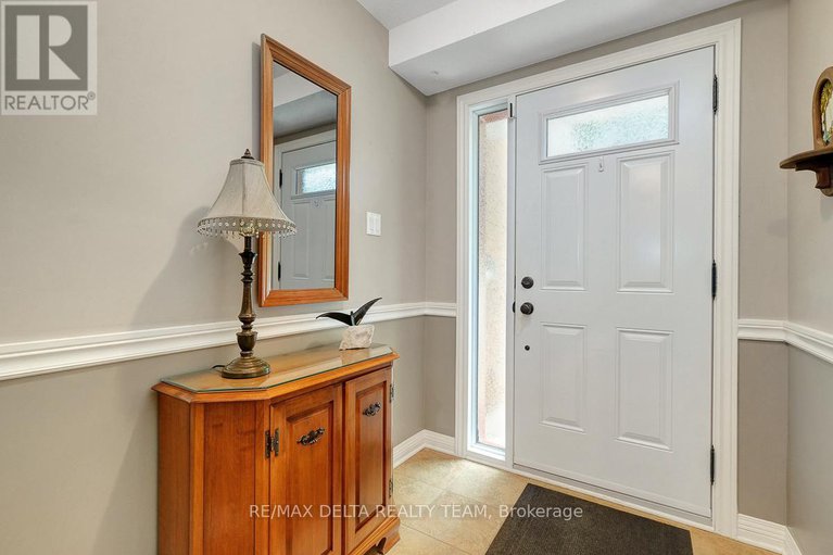 28636834/6383-st-louis-drive/hiawatha-parkconvent-glen/ottawa/ontario/K1C2X9_7