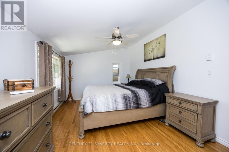 28393390/233-allan-street/smiths-falls/smiths-falls/ontario/K7A4M9_11