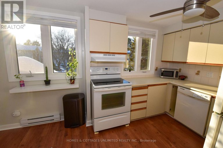 29410671/6750-b-jeanne-darc-boulevard-n/convent-glen-north/ottawa/ontario/K1C6E9_32