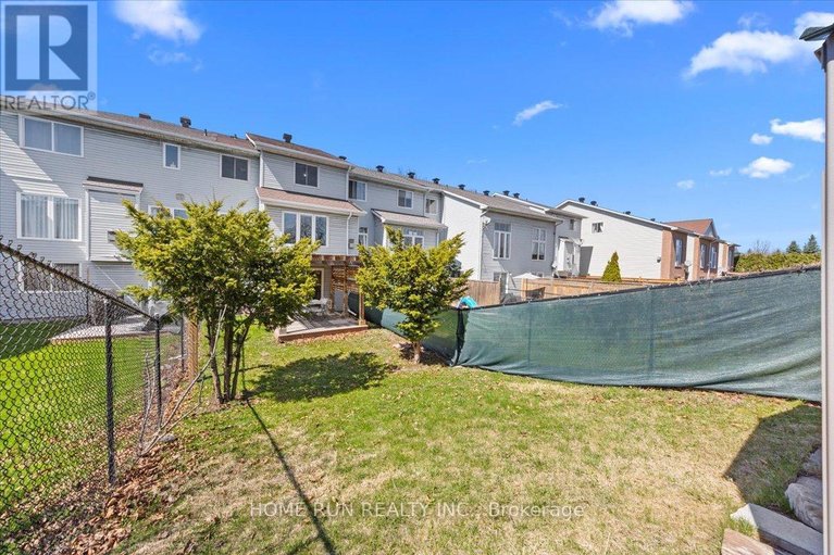 29668806/113-gray-crescent/beaverbrook/ottawa/ontario/K2K3J7_33