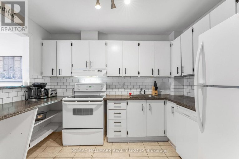 29212744/107-3445-uplands-drive/hunt-club/ottawa/ontario/K1V9N5_9