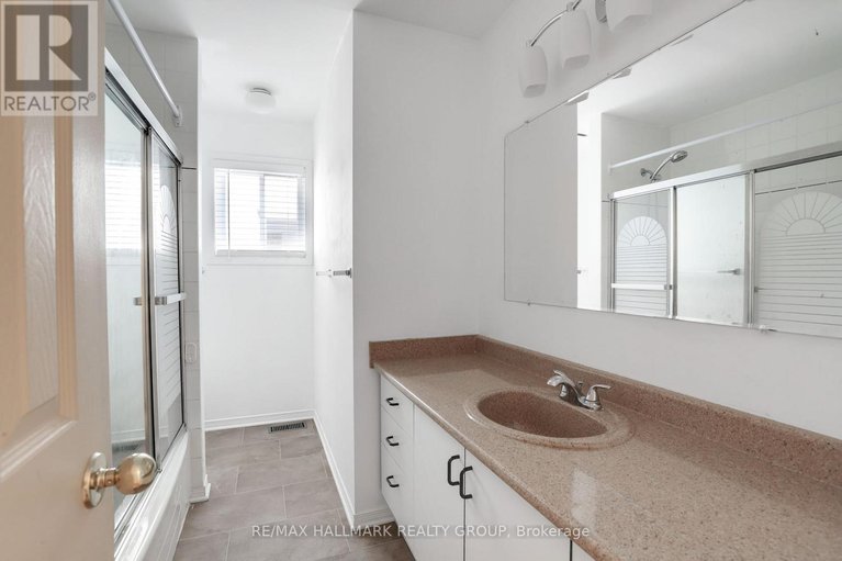 29015120/6-robina-avenue/westcliffe-estates/ottawa/ontario/K2H9R3_20